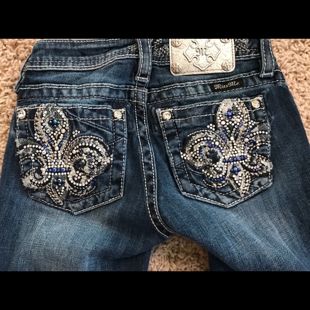 Miss Me size 10 skinny girls jeans.